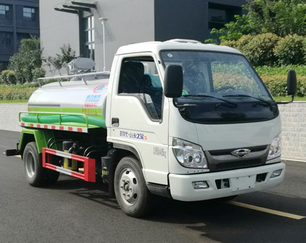 福田吸粪车