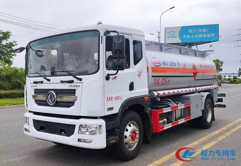 国六东风多利卡D9油罐车|多利卡12方加油车