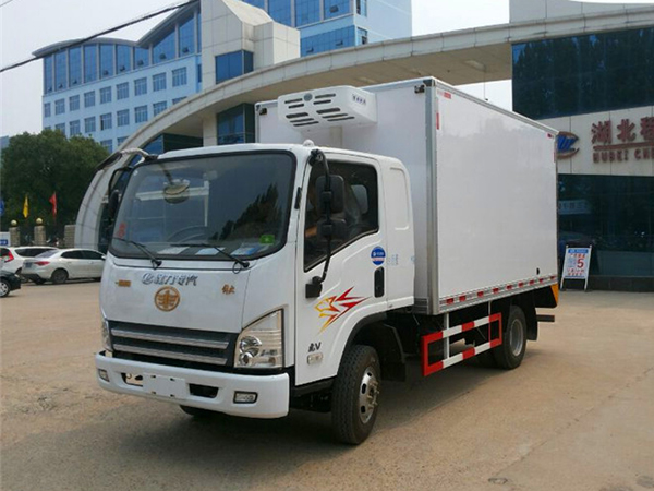 解放3.8米冷藏车